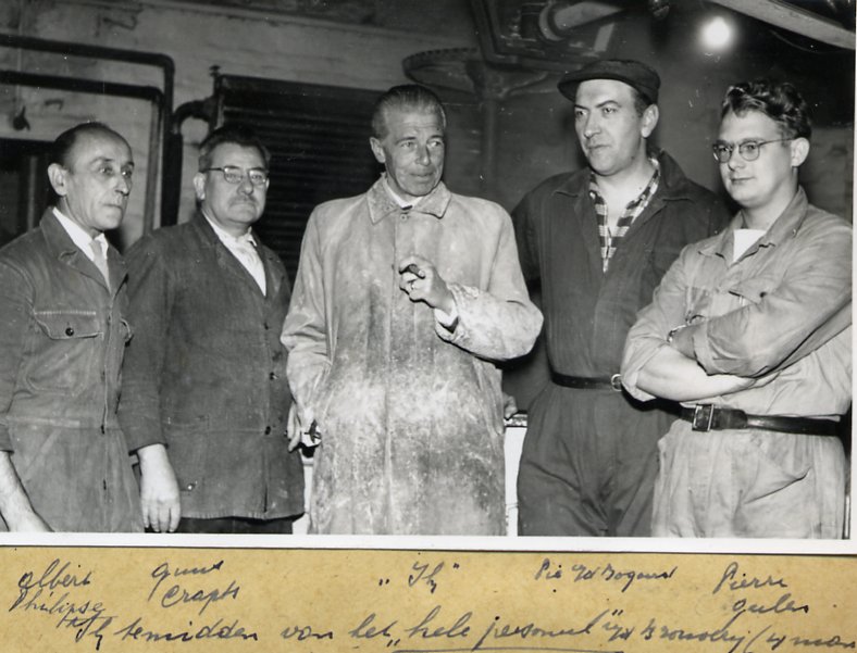 Pierre Marres met zijn laatste medewerkers Albert Philipse, Guus Crafts, Pie van den Bogaart en Pierre Gulen in 1959
